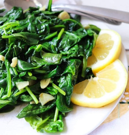 A Tasty Lemongrass Creamed Spinach: A Fresh and Flavorful Delight